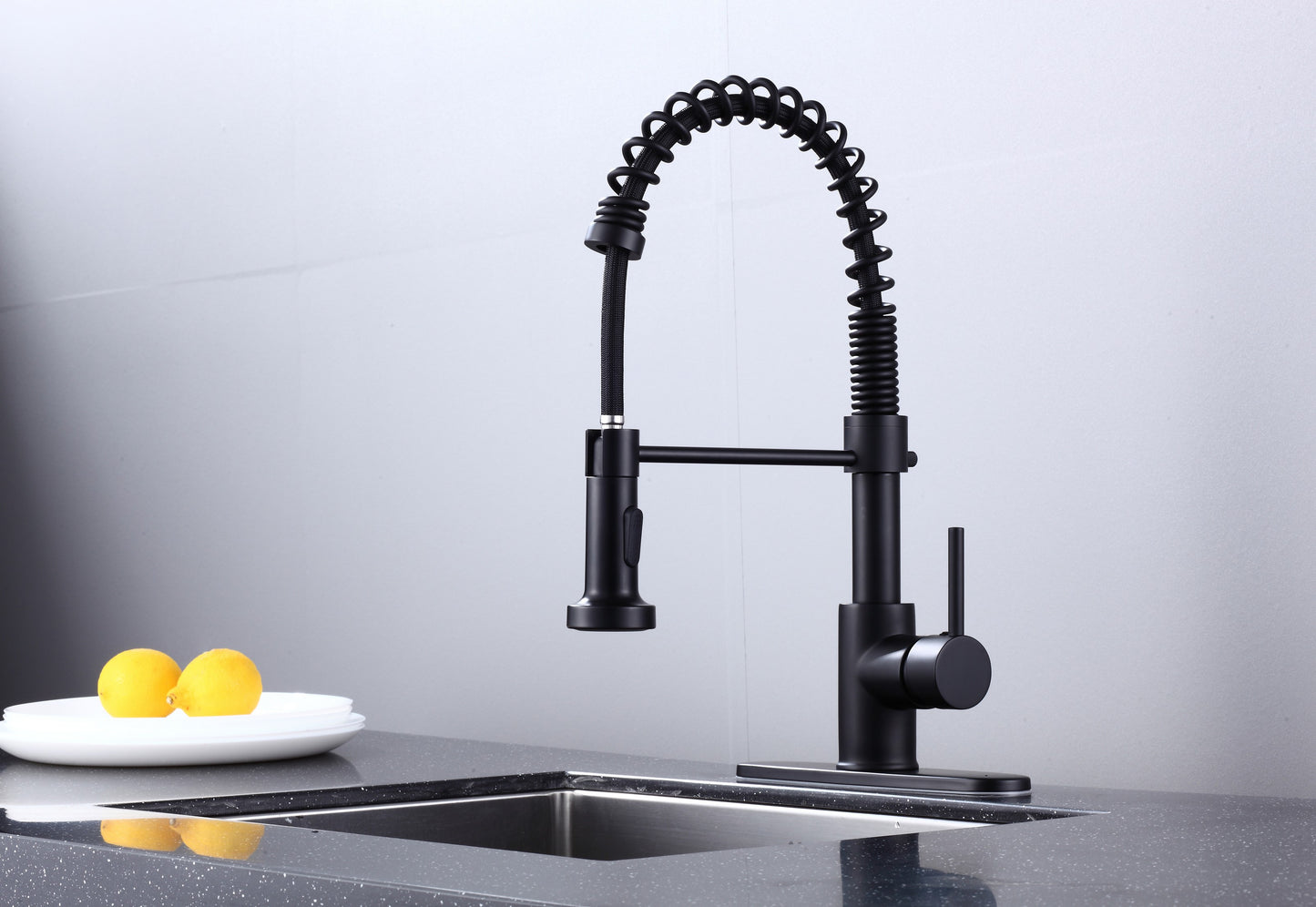 Pulldown Kitchen Faucet - BRÜDERMAIM Döretz - Matte Black - Lead Free Brass - cUPC Certified - Ceramic Cartridge.