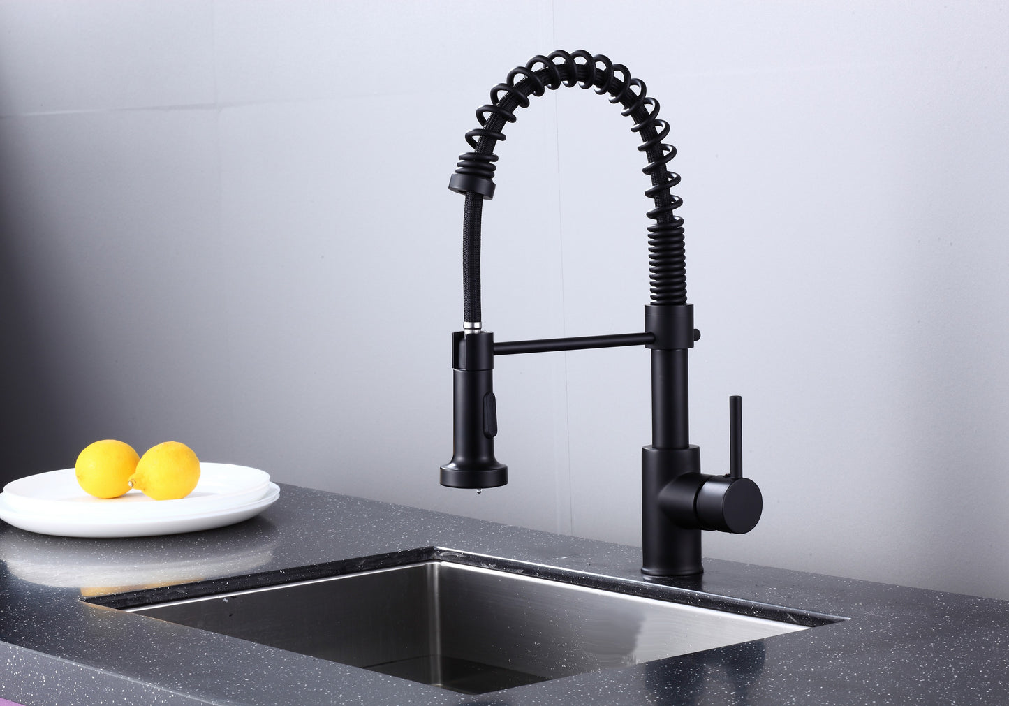 Pulldown Kitchen Faucet - BRÜDERMAIM Döretz - Matte Black - Lead Free Brass - cUPC Certified - Ceramic Cartridge.