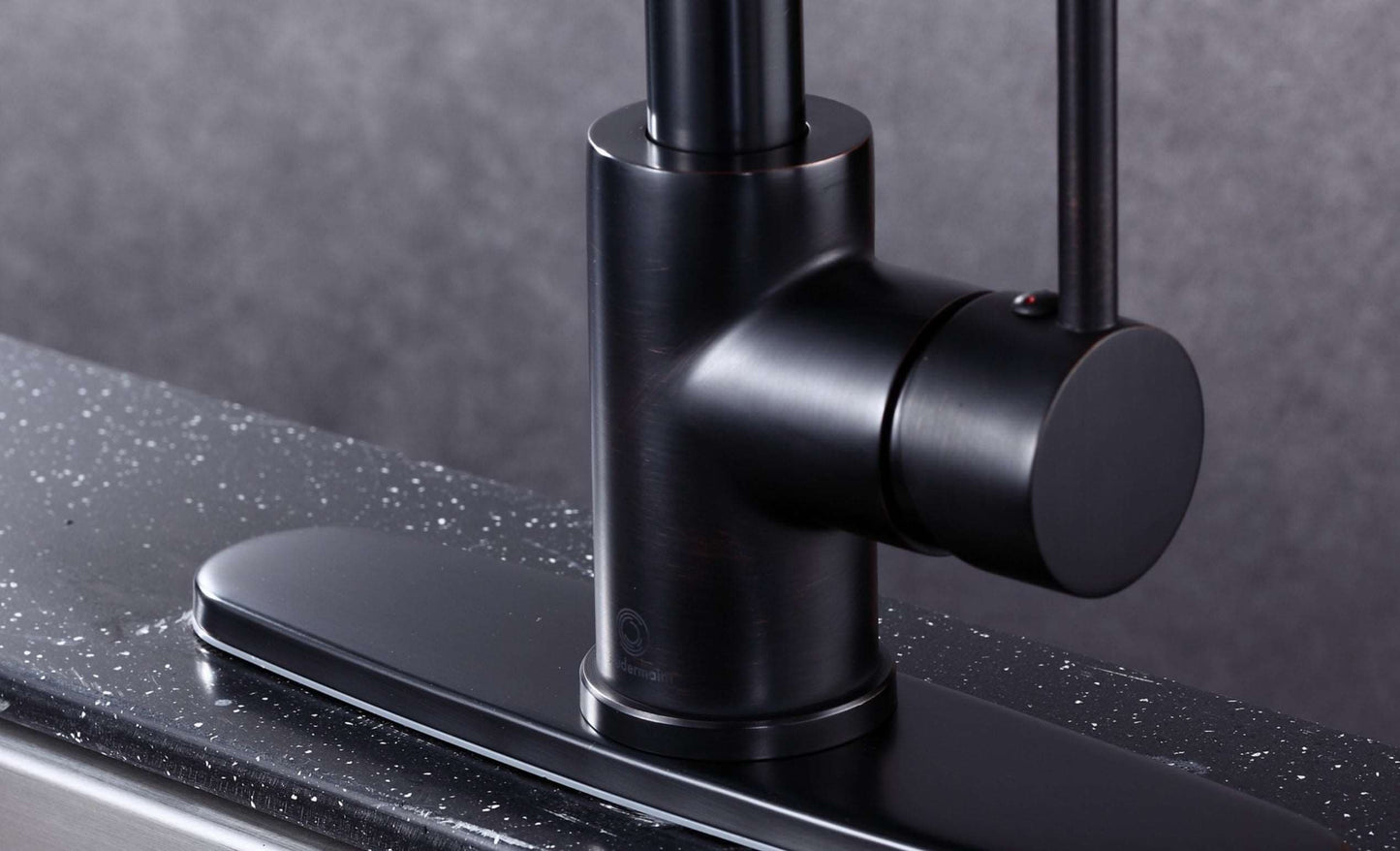 Pulldown Kitchen Faucet - BRÜDERMAIM Dahsnü - Black ORB - Lead Free Brass - cUPC Certified - Ceramic Cartridge.
