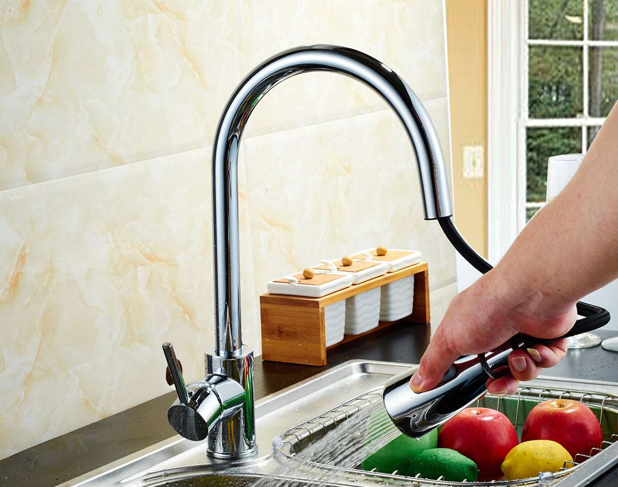 Pulldown Kitchen Faucet - BRÜDERMAIM Dahsnü  - Chrome - Lead Free Brass - cUPC Certified - Ceramic Cartridge.