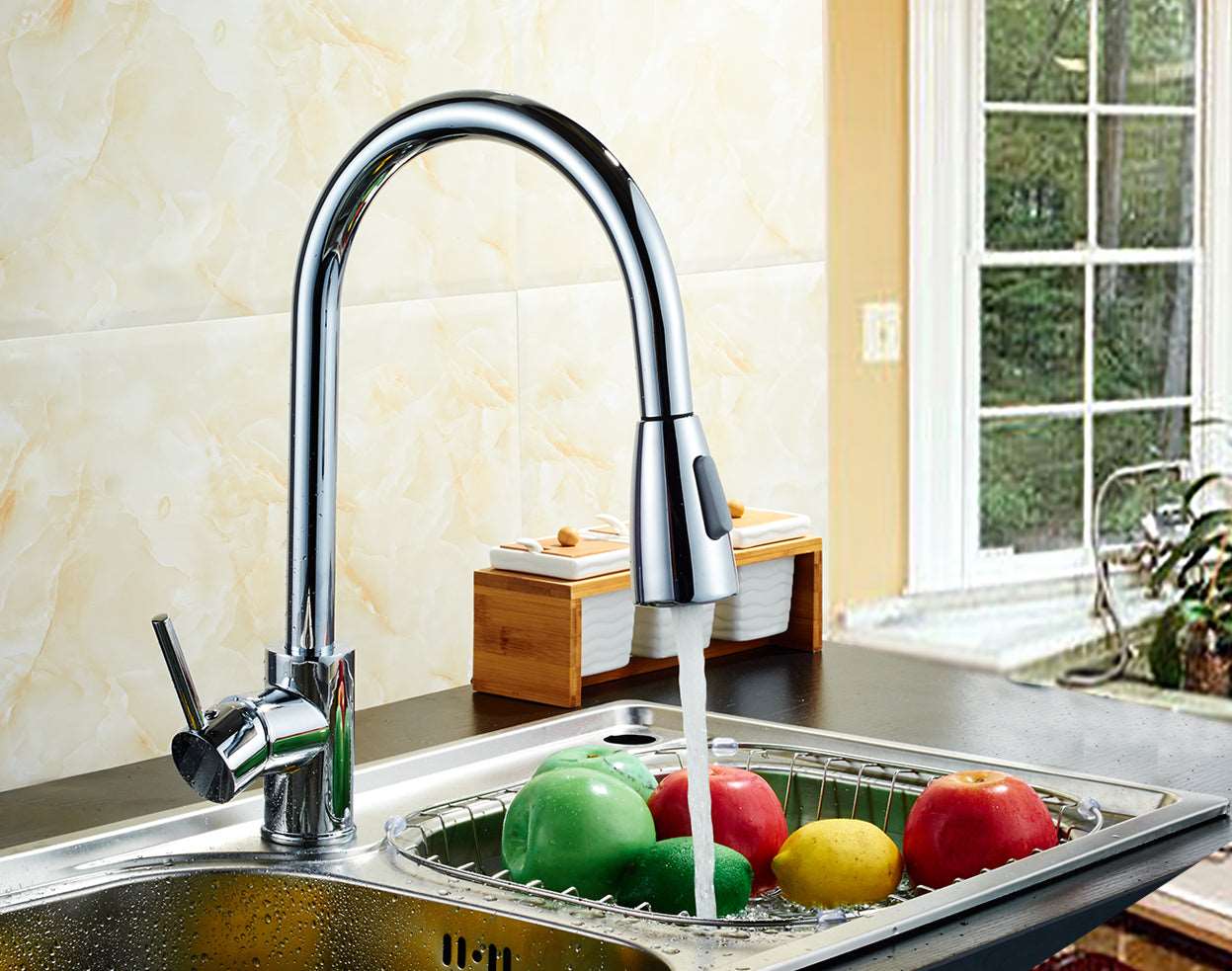Pulldown Kitchen Faucet - BRÜDERMAIM Dahsnü  - Chrome - Lead Free Brass - cUPC Certified - Ceramic Cartridge.