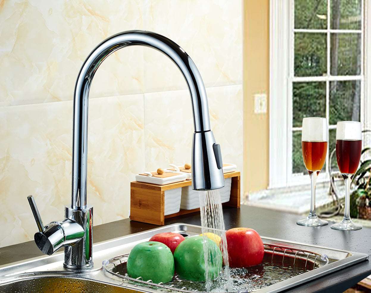 Pulldown Kitchen Faucet - BRÜDERMAIM Dahsnü  - Chrome - Lead Free Brass - cUPC Certified - Ceramic Cartridge.